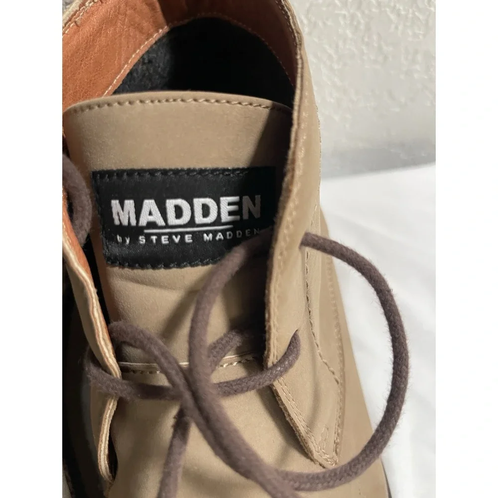 Madden Chukka Dress‎ Boots Men, Size 10.5 Light Tan Suede Lace-Up Ankle Boots